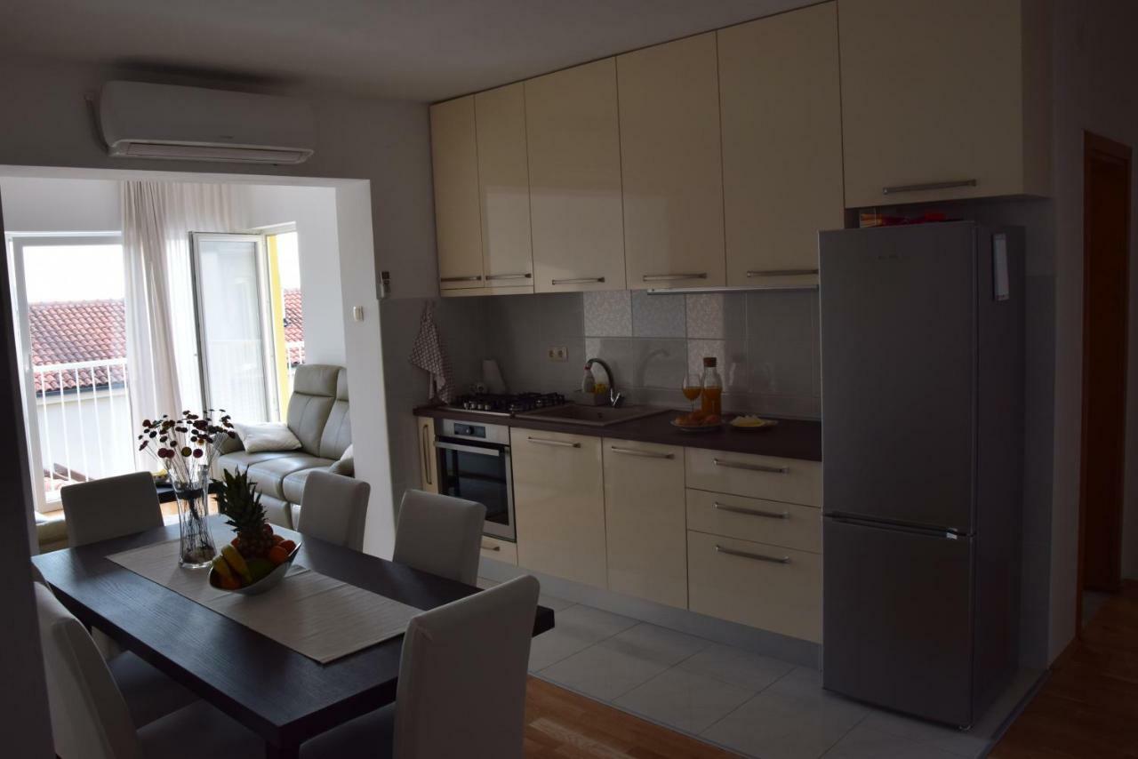 App Lu 5 Appartement Novi Vinodolski Buitenkant foto
